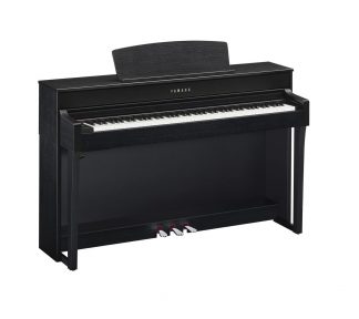 Yamaha CLP-745